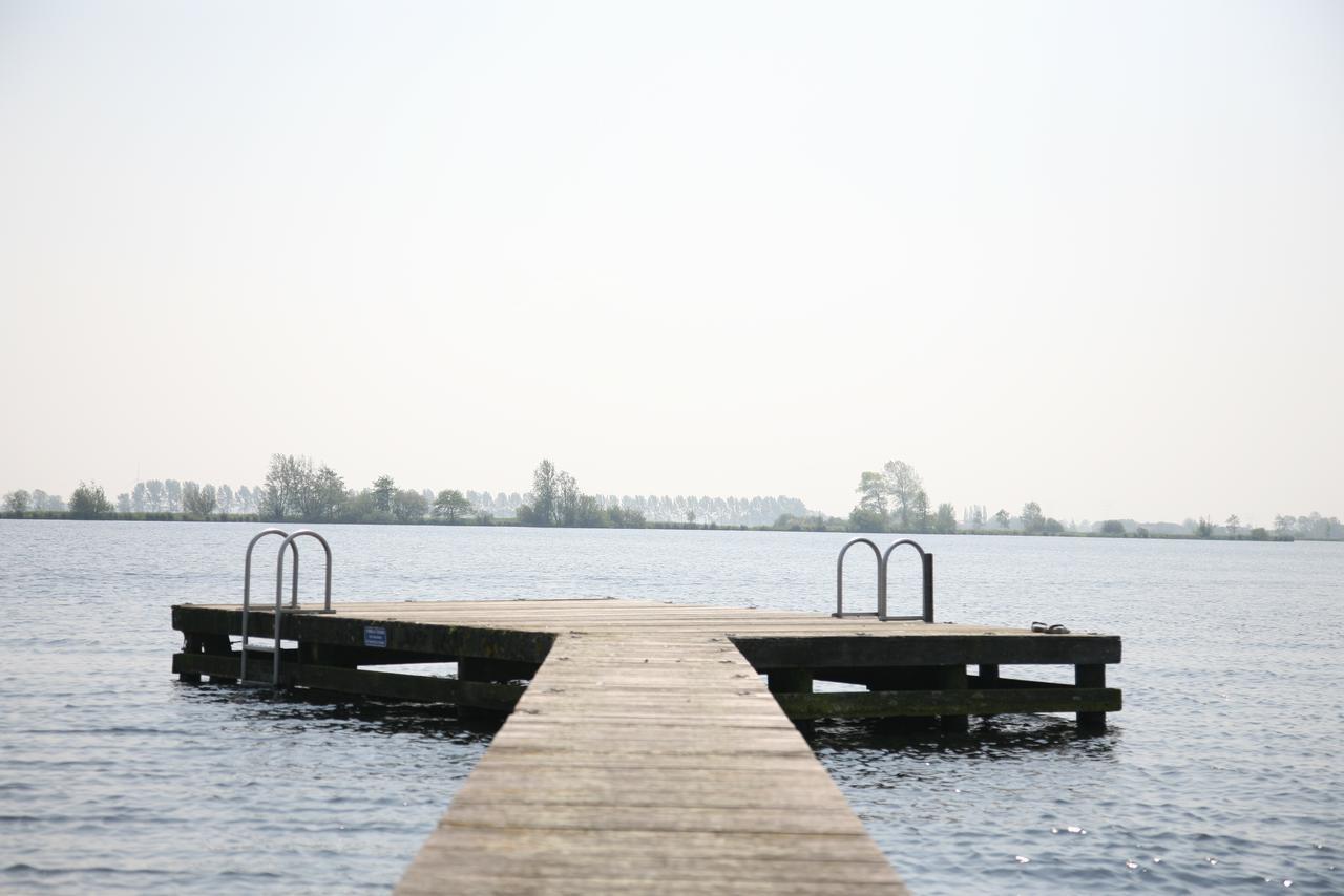 Вилла Park Wijde Aa Roelofarendsveen Экстерьер фото